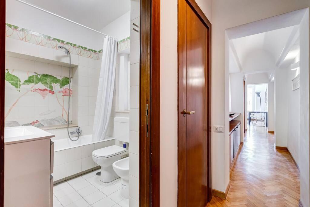 Luminous Apartment Few Steps From Piazza Navona Buitenkant foto
